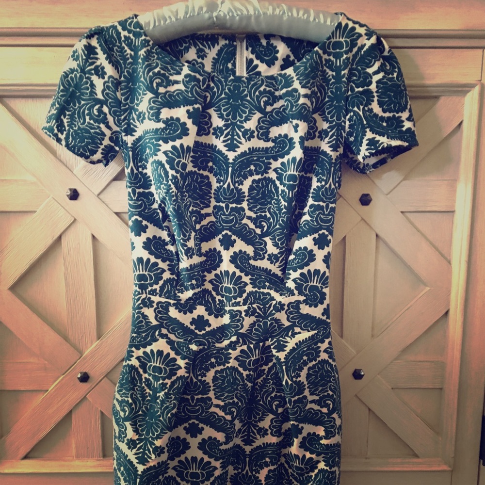 Turquoise w/ white pattern dress